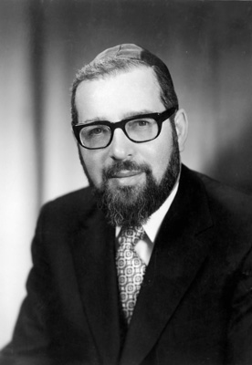 Rabbi Gedaliah Felder, ca. 1978