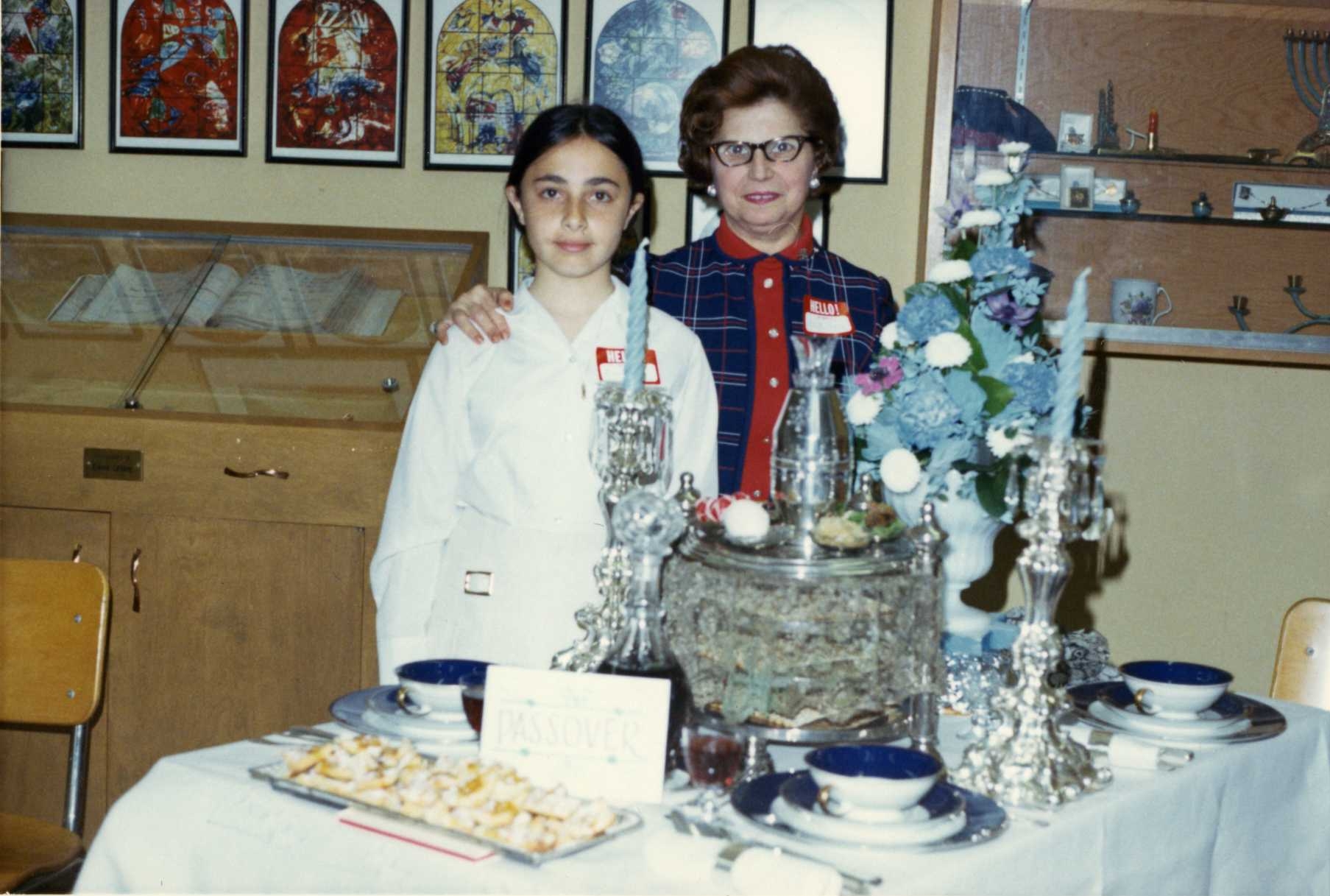 Pictured from left to right: Francine Srour and Stephie Weize.