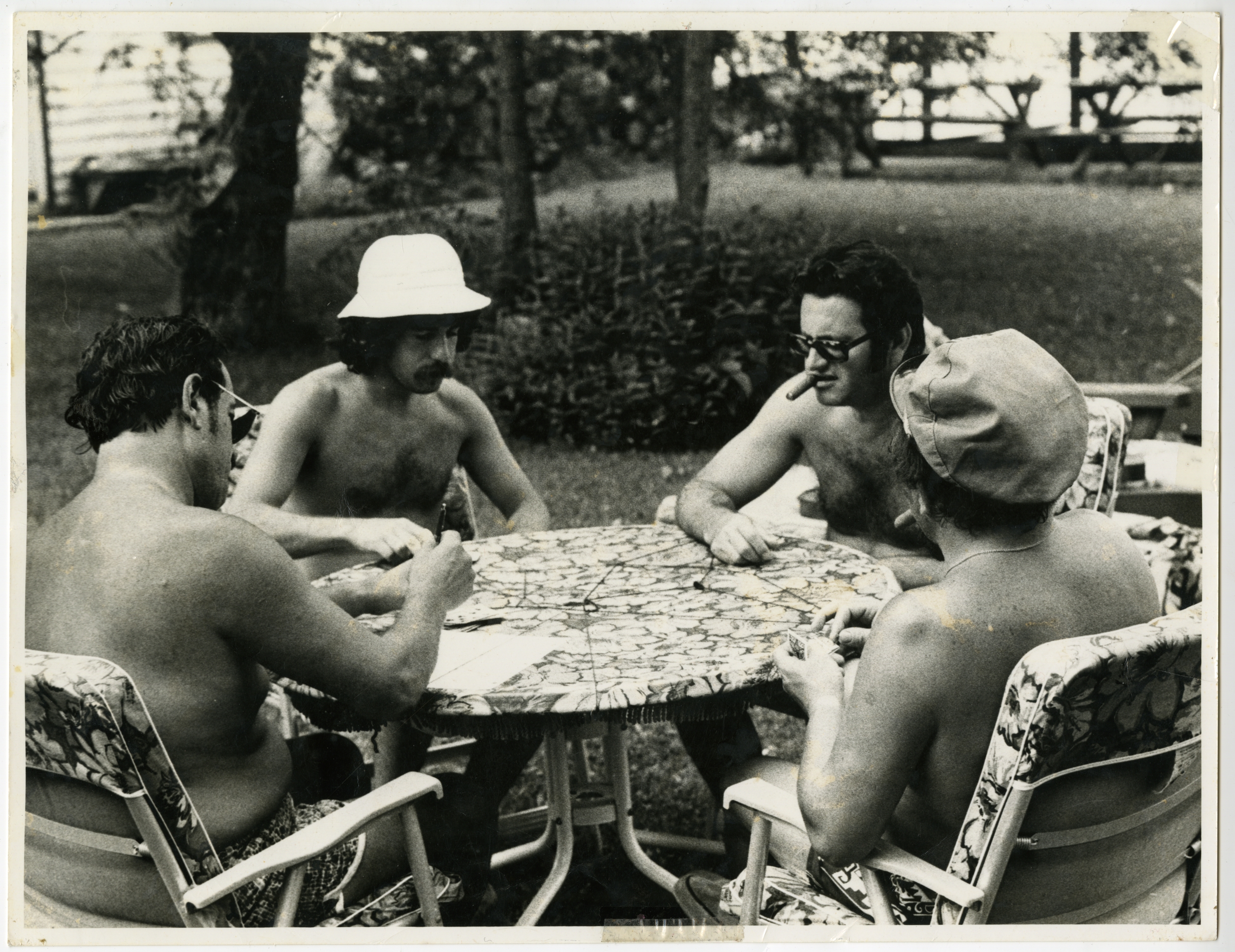 Jack Szeiser, Abe Blankenstein, Harley Mintz, and Al Mintz playing poker