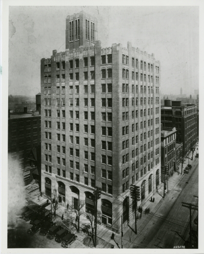 Balfour Building, northeast corner of Spadina and Adelaide, Toronto, [ca. 1930]. Ontario Jewish Archives, item 3308.